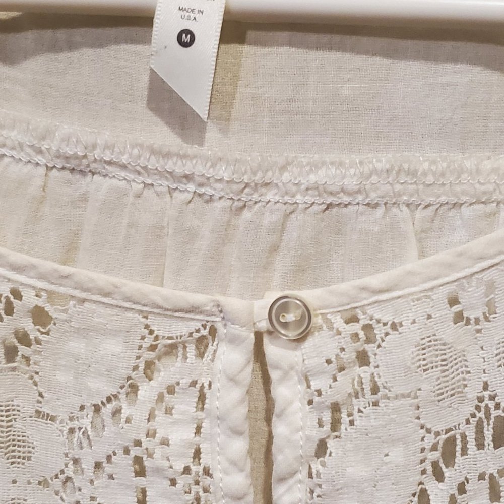 White Peasant Blouse with Lace and Bows - Lilu Medium - Picture 2 of 6